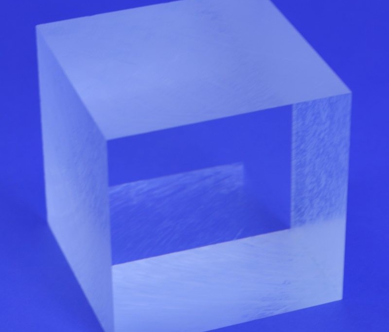 Acrylglas-Würfel